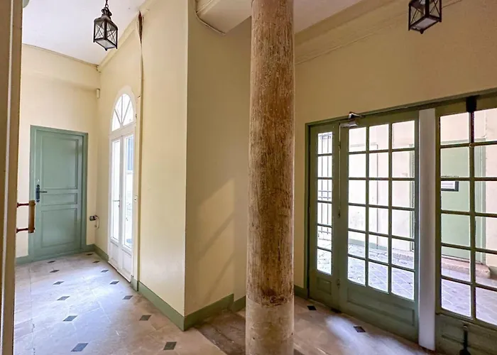 Prázdninový dům Flexliving - - Echiquier