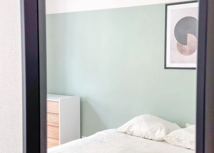 Flexliving - - Echiquier * Paris
